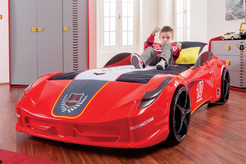 Детская кровать-машина Ferrari в Сургуте